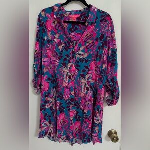 Lilly Pulitzer Vibrant Pink and Blue Floral Coverup